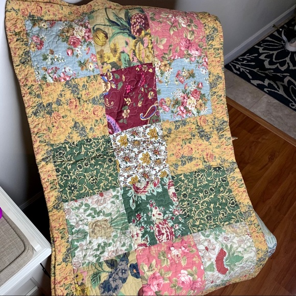 Greenland Home Fashions Other - 2 Greenland Home Quilt Roses Sham King 20x36